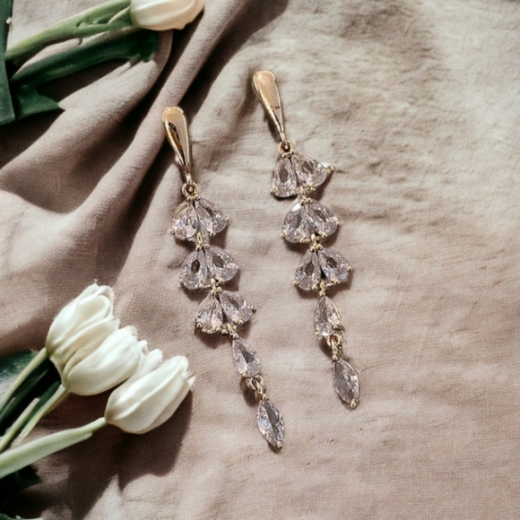 Leaf Drop Earrings - Picture 2 of 15